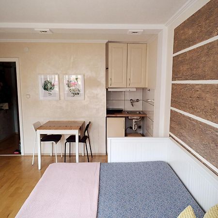 Apartment Am Bach Augsburg Exterior photo
